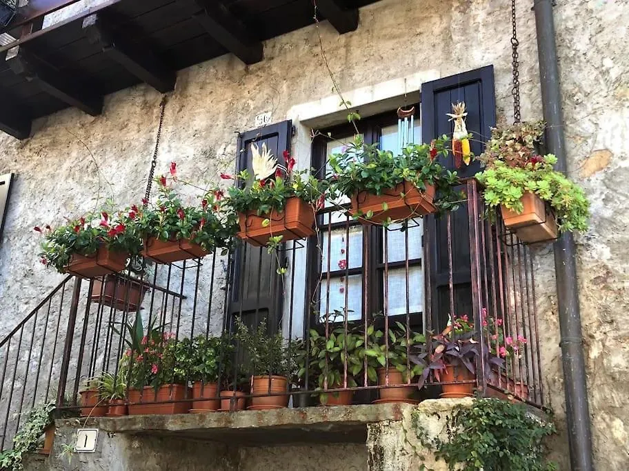 Ca' Del Borgo Apartment Abbadia Lariana
